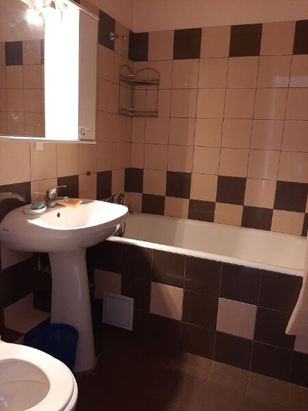 Eroii Revolutiei Metrou, Parcul Tineretului, Sos. Oltenitei, Berceni,